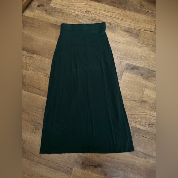 The Main Street exchange maxi skirt - Picture 3 of 4